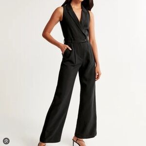 Abercrombie & Fitch Black Sleeveless Sloane Jumpsuit